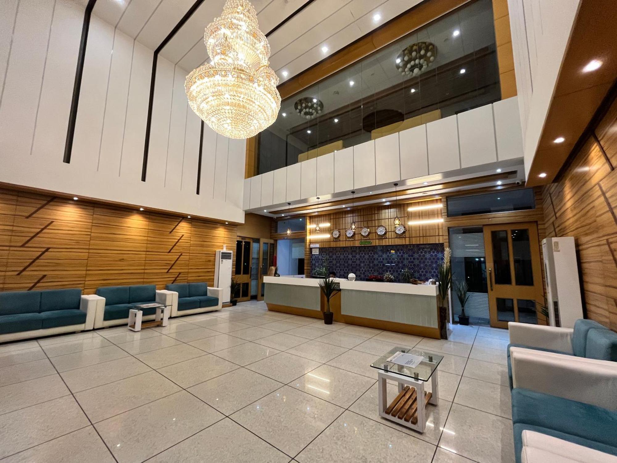 Hotel Grand Darshan Vadodara Ngoại thất bức ảnh