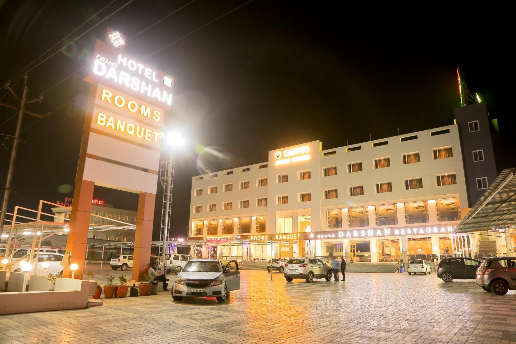 Hotel Grand Darshan Vadodara Ngoại thất bức ảnh